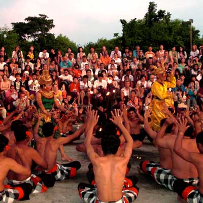 danses-de-kesak-bali-uluwatu